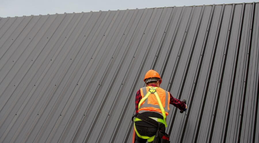 Professional metal roof installation services in Green Valley, AZ
